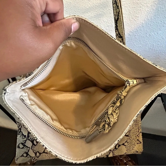 6126 Tan Snake Print Convertible Satchel Handbag Crossbody - Picture 4 of 11